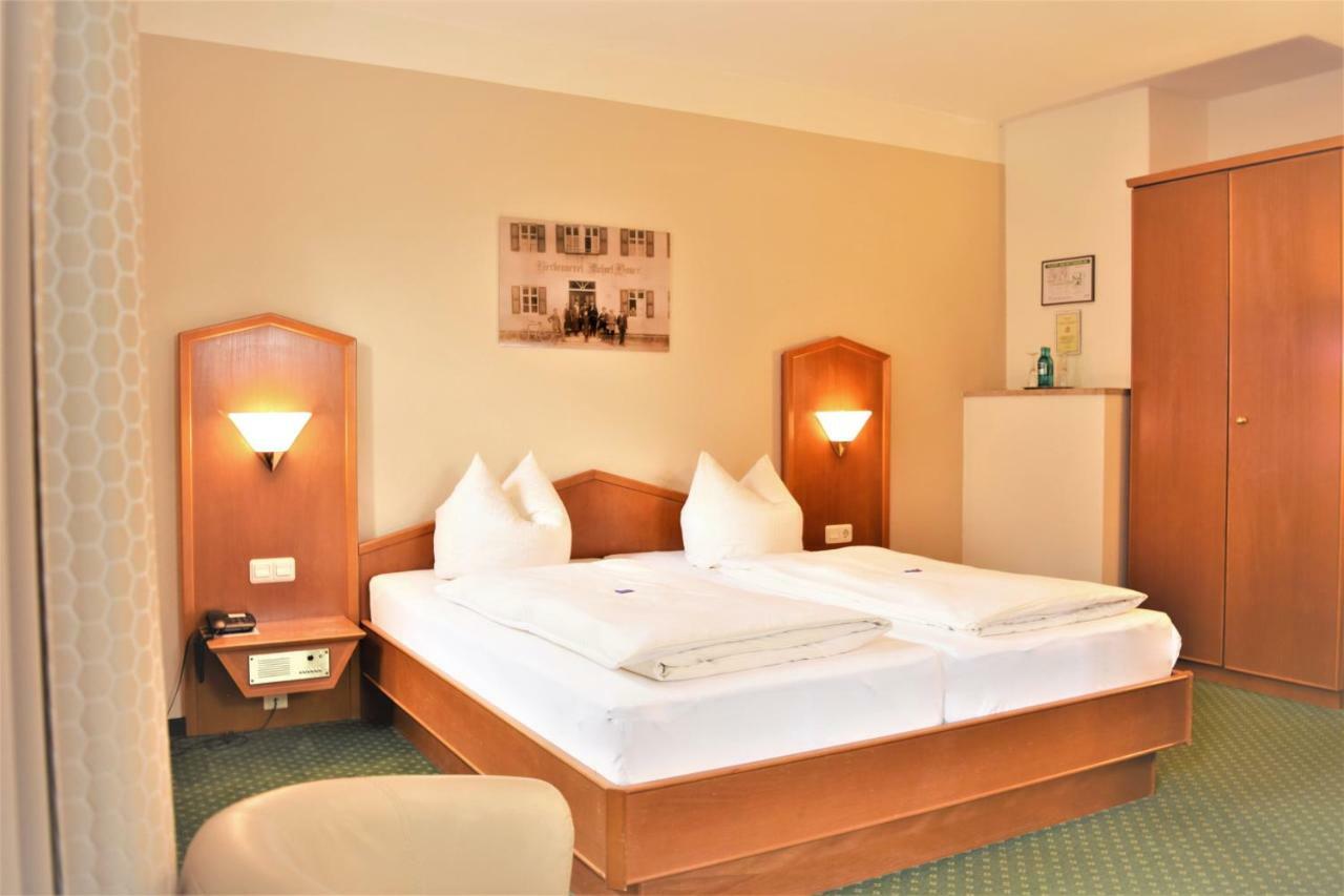 Hotel Zum Braeu Kinding Bagian luar foto